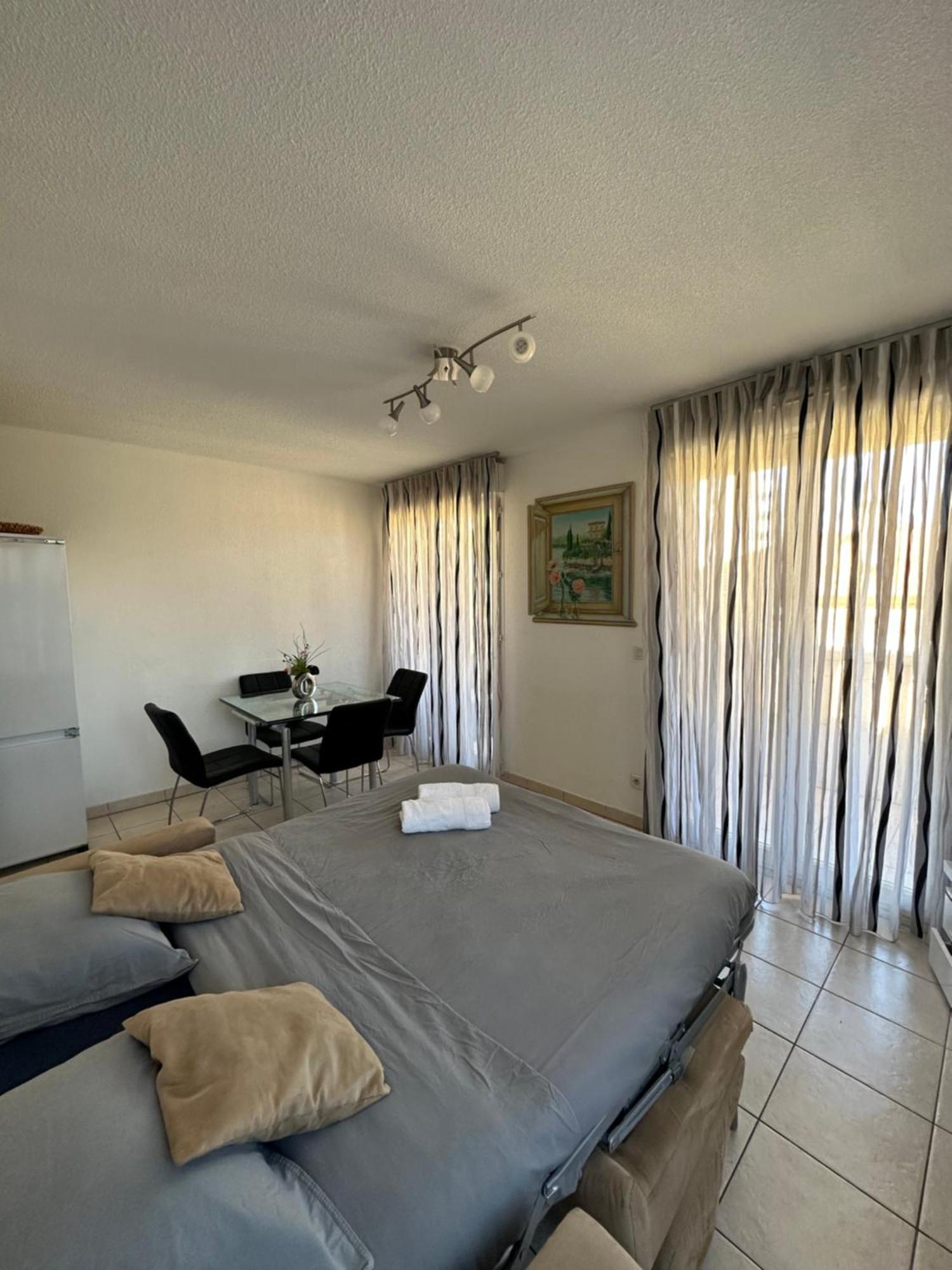 Monaco Border, Terrace, Sea View & Parking Apartment Бюсолей Екстериор снимка